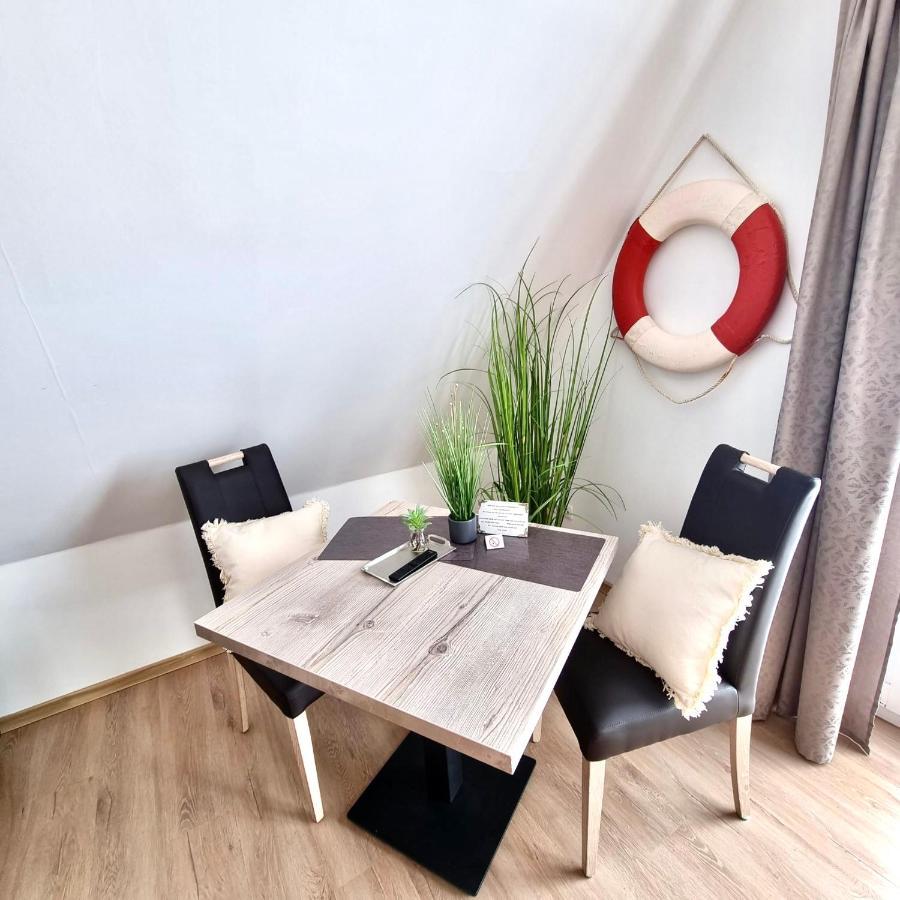 Haus Nordseeschatz Appartement 14 Sonnendeck Busum Luaran gambar